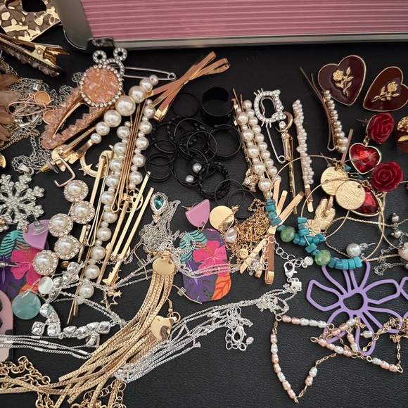 Elegant Gold and Silver Jewelry lot - Picture 7 of 8